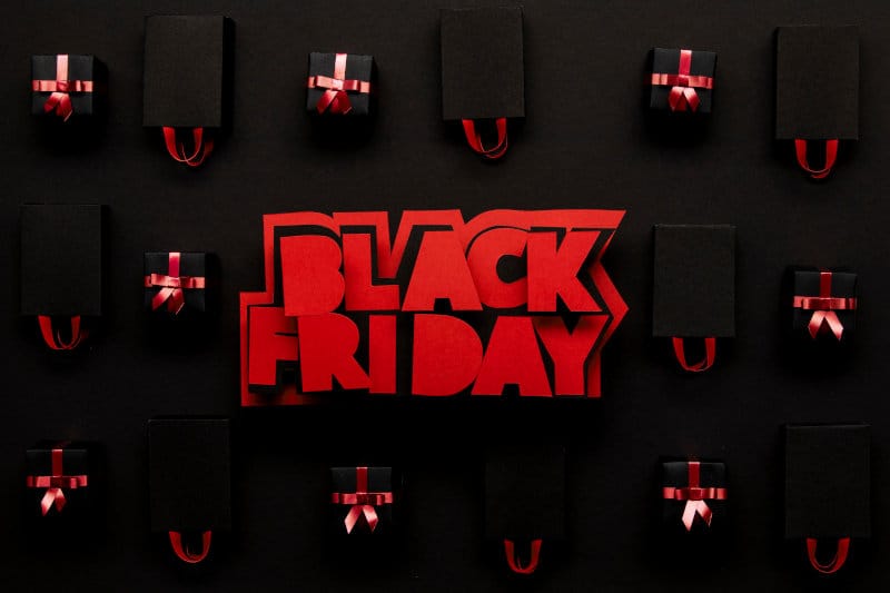 Free Holiday Email Templates: 10 Irresistible Designs to Boost Your Small Biz 3 Free holiday email templates for Black Friday sales
